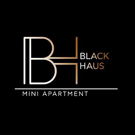 Blackhaus Young Mini Salonicco Esterno foto