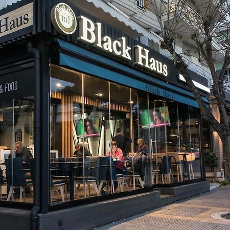 Blackhaus Young Mini Salonicco Esterno foto